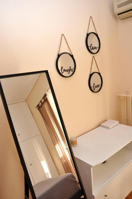 אתונה Koukakis Sunshine Roof Apartment מראה חיצוני תמונה